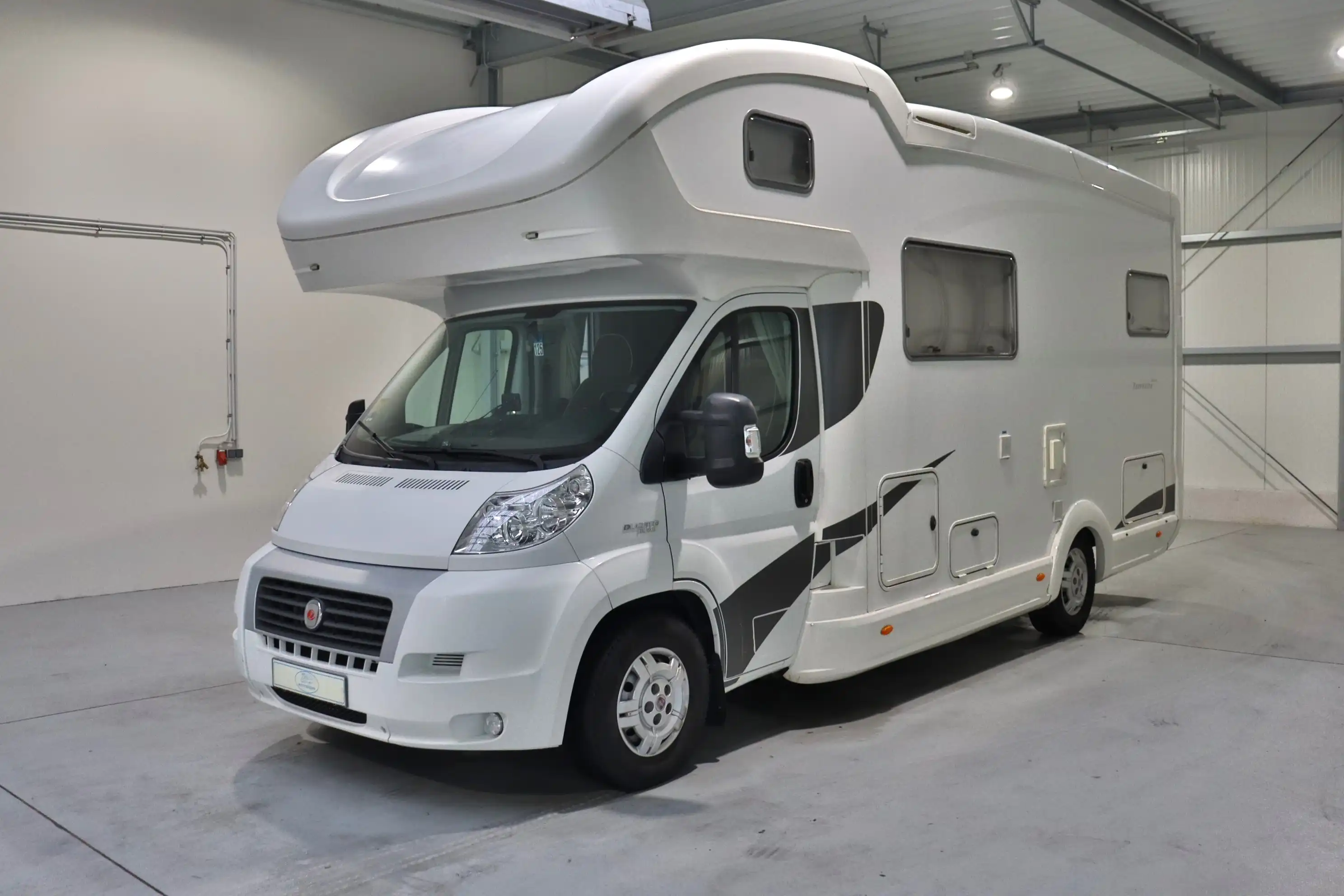 EURAMOBIL Terrestra A690 HB